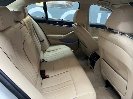 2018 BMW 5 Series €23950! 2018 BMW 530E LUXURY iPERFORMANCE 2.0 AUTOMATIC / CRUISE CONTROL / 360° CAMERA / PADDLE SHIFTERS / ELECTRIC MEMORY & HEATED SEATS €23,950 thumbnail