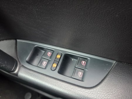 2012 Volkswagen Touareg 3.0 TDI V6 SE BLUE TECH 5DR AUTO €12,950 thumbnail