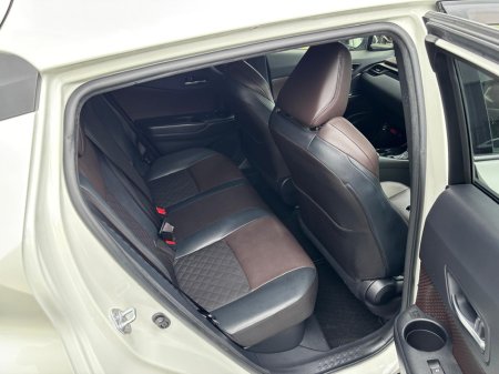 2017 Toyota C-HR - photo 6