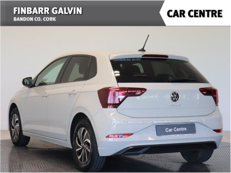 2025 Volkswagen Polo - photo 2