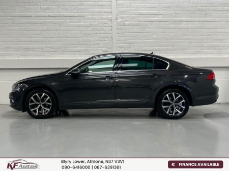 2022 Volkswagen Passat SEL 2.0TDI 150bhp 4dr DSG Auto - 221 Reg €29,995 thumbnail
