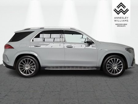 2025 Mercedes-Benz GLE Class - thumbnail 10