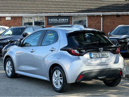 2023 Toyota Yaris - thumbnail 11