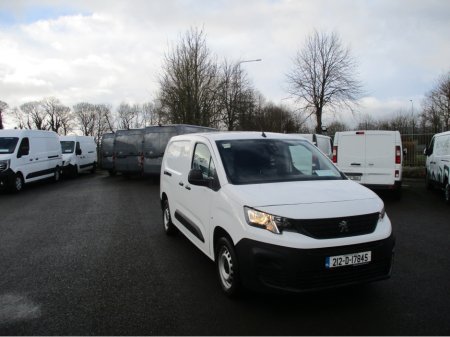 2021 Peugeot Partner 1.5 BLUE HDI 100 LONG BODY 6.2 €15,250 thumbnail