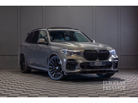 2022 BMW X5 xDrive45e M Sport €63,950