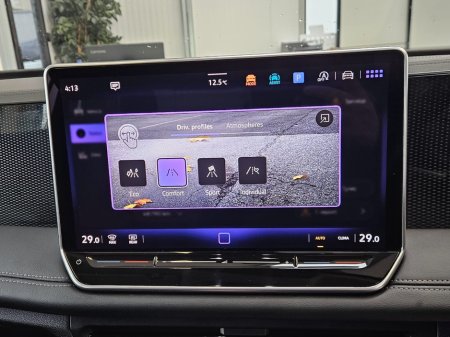 2024 Volkswagen Tiguan - thumbnail 17