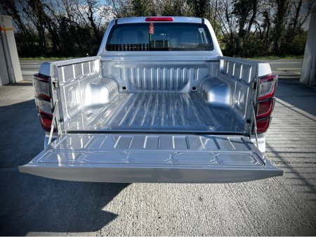 2026 Isuzu D-MAX - thumbnail 5