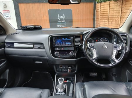 2016 Mitsubishi Outlander 2.0 GX4HS PHEV 200BHP 5DR AUTO €14,950