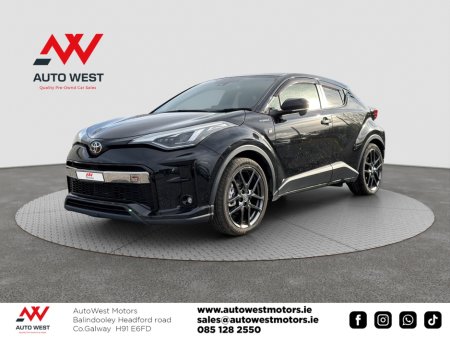 2019 Toyota C-HR - view 3