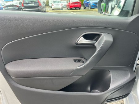 2017 Volkswagen Polo - thumbnail 11