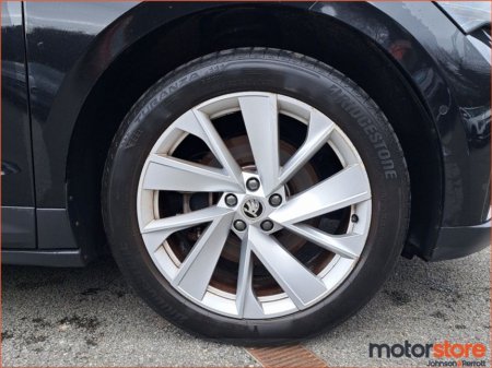 2023 Skoda Enyaq - thumbnail 9