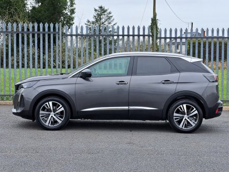2023 Peugeot 3008 - thumbnail 5