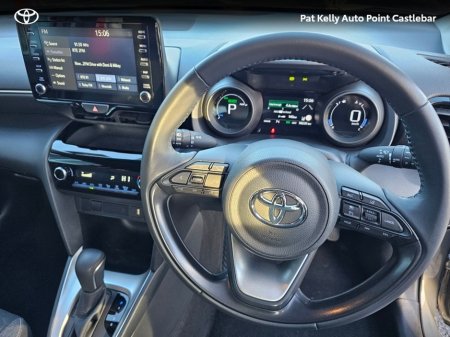 2023 Toyota Yaris Cross YARIS CROSS LUNA €27,900 thumbnail