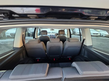 2013 Volkswagen Touran ( 132 REG  )1.4 TSI HIGHLINE EDITION  7 SEATER ALLOYS SIMI DEALER - SPECIALISING IN IMPORTS OF GERMAN AUTOMATIC HI SPEC CARS €10,950 thumbnail