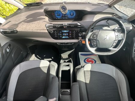 2016 Citroen C4 Picasso  €8,950 thumbnail