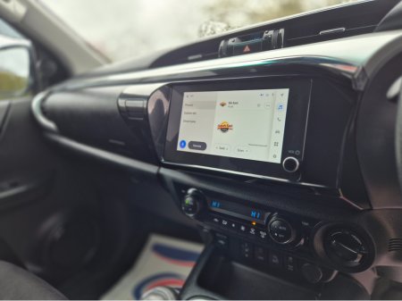 2025 Toyota Hilux - thumbnail 13