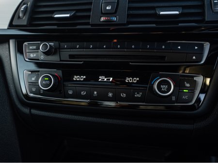 2016 BMW 4 Series 162 BMW 420d M-Sport Auto/FSH/1yr warranty €19,888 thumbnail