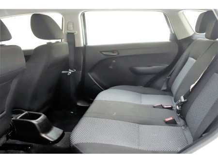 2023 Suzuki Vitara - thumbnail 16