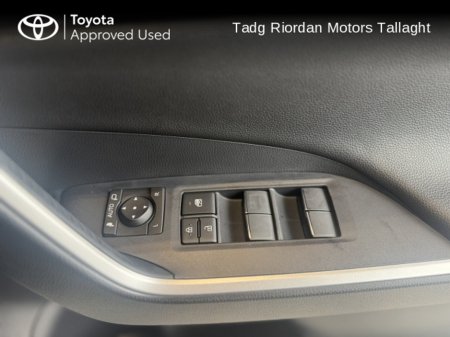 2025 Toyota Rav4 HYBRID SPORT * PRE REG MODEL SHOWROOM CAR * €56,150 thumbnail