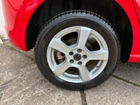 2015 Volkswagen Polo - thumbnail 8