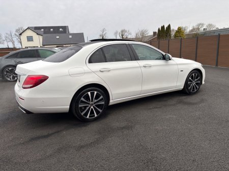 2020 Mercedes-Benz E Class E 300 de Plug-in Hybrid Avantgarde €27,950 thumbnail