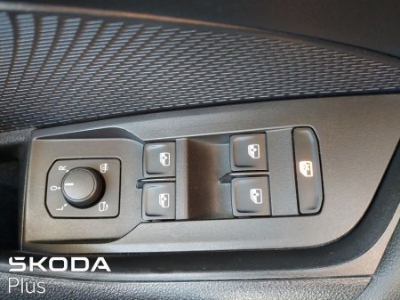 2023 Skoda Octavia AMBITION 2.0TDI 115HP €28,950 thumbnail