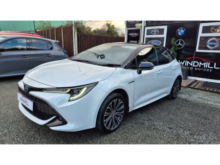 2019 Toyota Corolla HYBRID LUNA SPORT HB 4DR €18,950 thumbnail