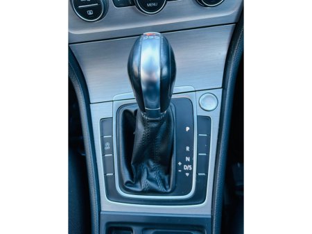 2016 Volkswagen Golf  €12,950 thumbnail