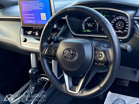 2023 Toyota Corolla Cross 1.8 Petrol HYBRID LUNA €138 PW €28,995 thumbnail