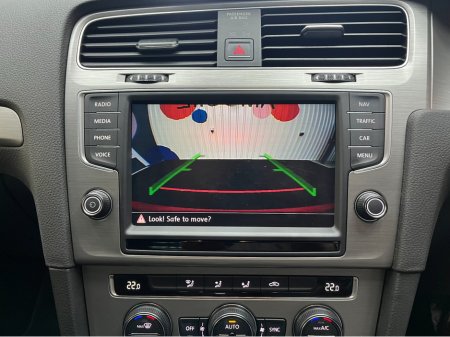 2016 Volkswagen Golf 2016 VOLKSWAGEN GOLF BLUEMOTION TE TSI CONFORT LINE 1.2 AUTOMATIC / CRUISE CONTROL / REVERSE CAMERA / PADDLE SHIFTERS thumbnail