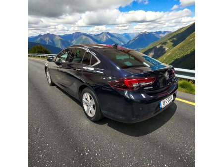 2018 Opel Insignia 1.5 (140PS) Turbo ecoTEC ELITE €11,888 thumbnail