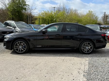 2022 BMW 5 Series - thumbnail 6