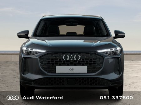 2026 Audi Q5 E-Hybrid Q SE €76,862