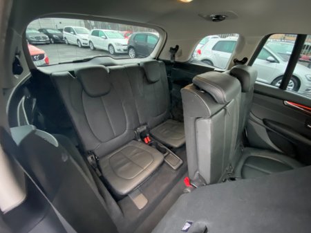 2016 BMW 2 Series - thumbnail 10