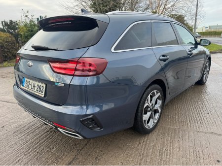 2021 Kia Ceed SW PHEV TRAILER 5DR AUTO €22,495 thumbnail