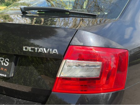 2016 Skoda Octavia - thumbnail 7