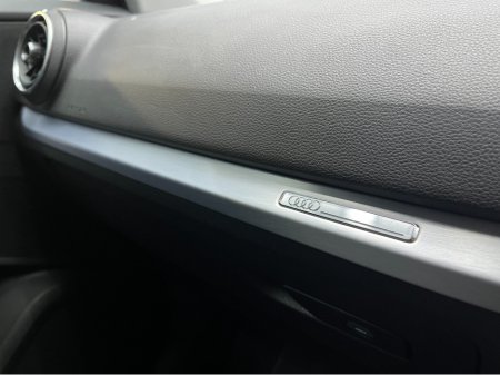 2018 Audi Q2 - thumbnail 16