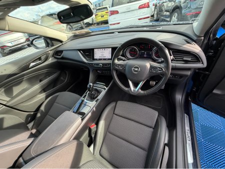 2018 Opel Insignia - thumbnail 17