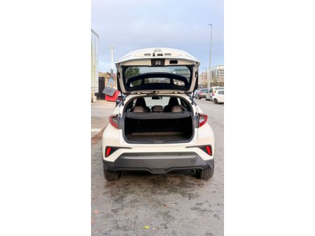 2018 Toyota C-HR 1.8 HYBRID SPORT €21,499 thumbnail