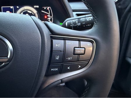 2021 Lexus UX 250 H UX250h - Premium Leather - Low mileage €29,950 thumbnail