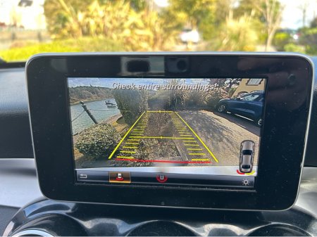 2018 Mercedes-Benz C Class - thumbnail 17