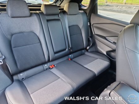 2025 Nissan Qashqai 1.3 Mhev SV Premium MY24 04DR €37,950 thumbnail