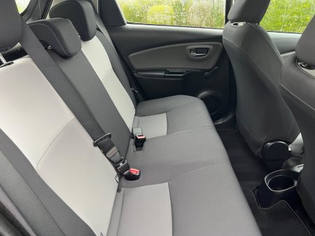 2018 Toyota Yaris 1.0 VVT-i 5Dr Luna €13,450 thumbnail