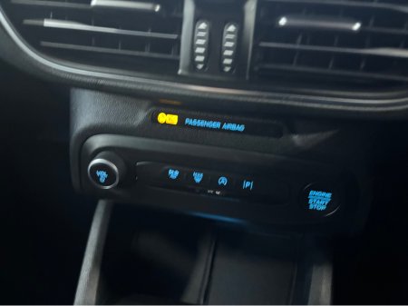 2023 Ford Focus TITANIUM 1.0T 125 M6 4DR €20,399 thumbnail