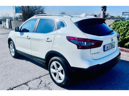 2018 Nissan Qashqai - thumbnail 9