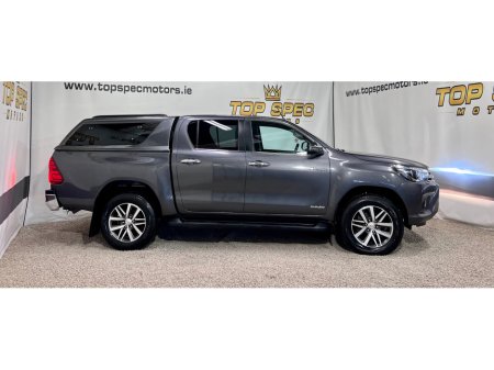 2019 Toyota Hilux INVINCIBLE D-4D 4WD €28,400