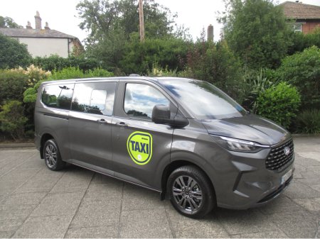 2025 Ford Tourneo WHEELCHAIR ACCESSIBLE TITANIUM LWB AUTO 2.0TD 136PS 9 SEATER €72,500