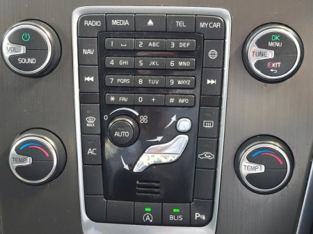 2014 Volvo XC60 - thumbnail 16