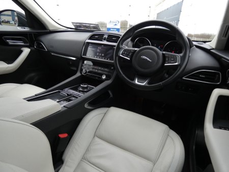 2020 Jaguar F-Pace - thumbnail 11