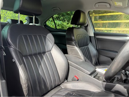 2016 Skoda Superb - thumbnail 13